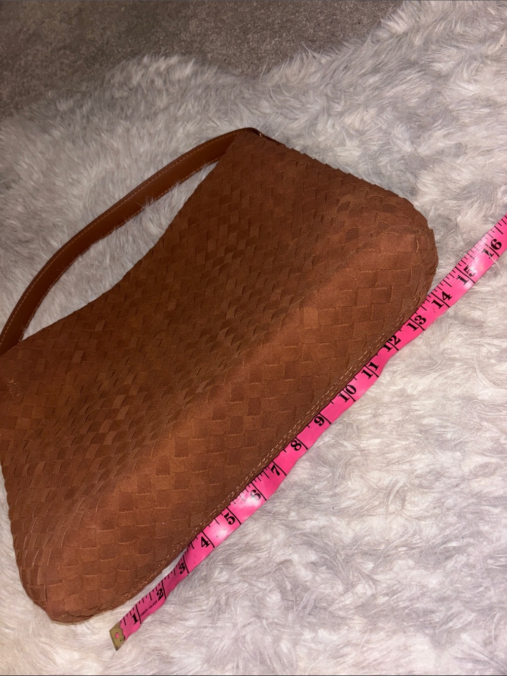 Hand made Woven tote suede Shoulder Bag in Cognac Brown - Picture 17 of 17